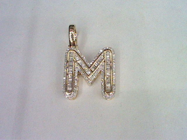 10KT 0.63- 0.69 CT D- INITIAL 'M' BAGUETTES