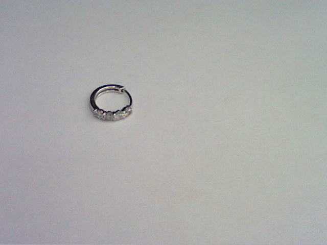 14KT 0.19-0.22 CT D-NOSE PIN