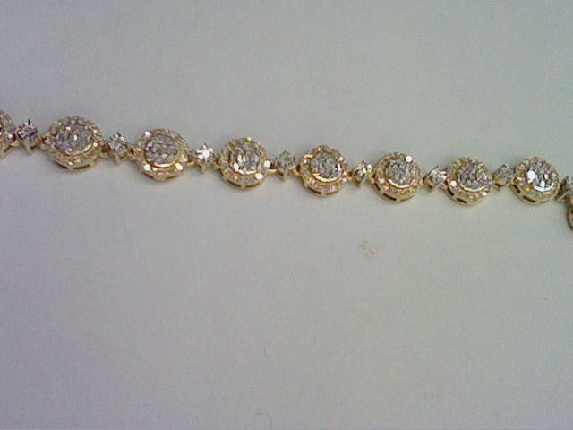 10KT 3.64CT D-NECKLACE BAGUETTES