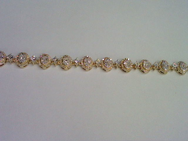 10KT 2.95CT D-NECKLACE BAGUETTES