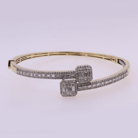 CLOSEOUT 10KT 2.02CT D-BANGLE BAGUETTES