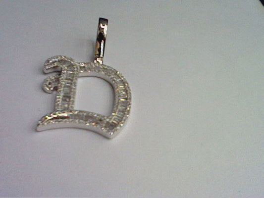 10KT 0.62-0.64CT D-TATTOO INITIAL D" BAGUETTES"