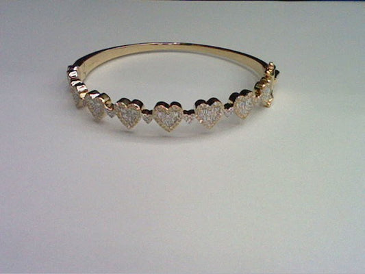 14KT 0.94CT D-BANGLE BAGUETTES HEART""