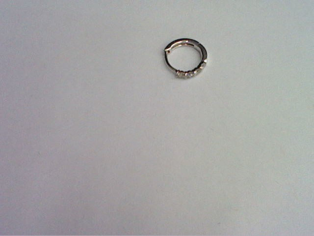 10KT 0.10CT D-NOSE PIN