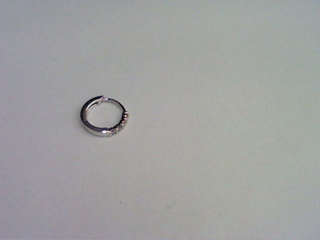 14KT 0.05CT D-NOSE PIN