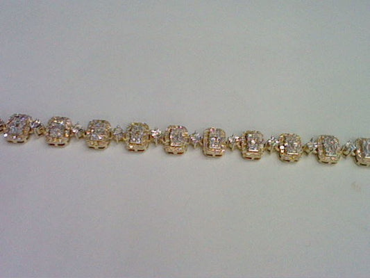 10KT 3.73CT D-NECKLACE BAGUETTES