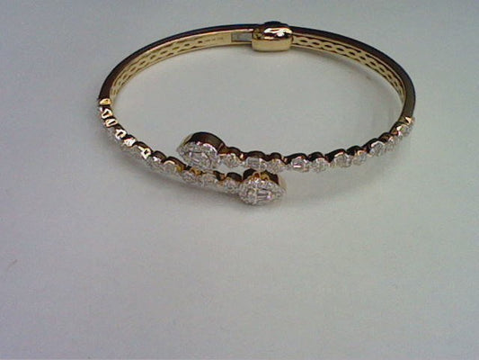 10KT 0.98CT D-BYPASS BANGLE BAGUETTES PEAR""