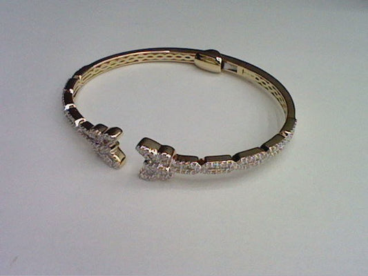 10KT 1.42CT D- BANGLE BAGUETTES BUTTREFLY""