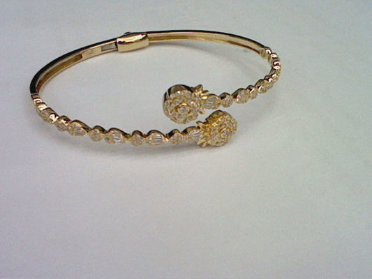 10KT 0.87CT D-BYPASS BANGLE