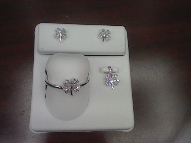 10KT 0.29-0.30CT D-SET (RING, PENDANT & EARRINGS)