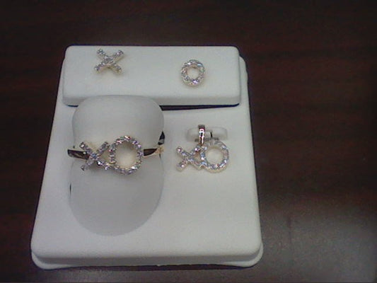 10KT 0.41CT D-SET (RING, PENDANT & EARRINGS)