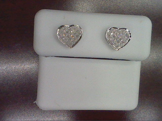 CLOSEOUT 10KT 0.14-0.15 CT D-EARRINGS "HEART"